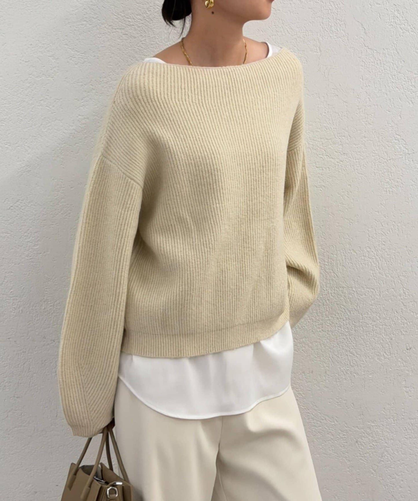 一字肩針織衫