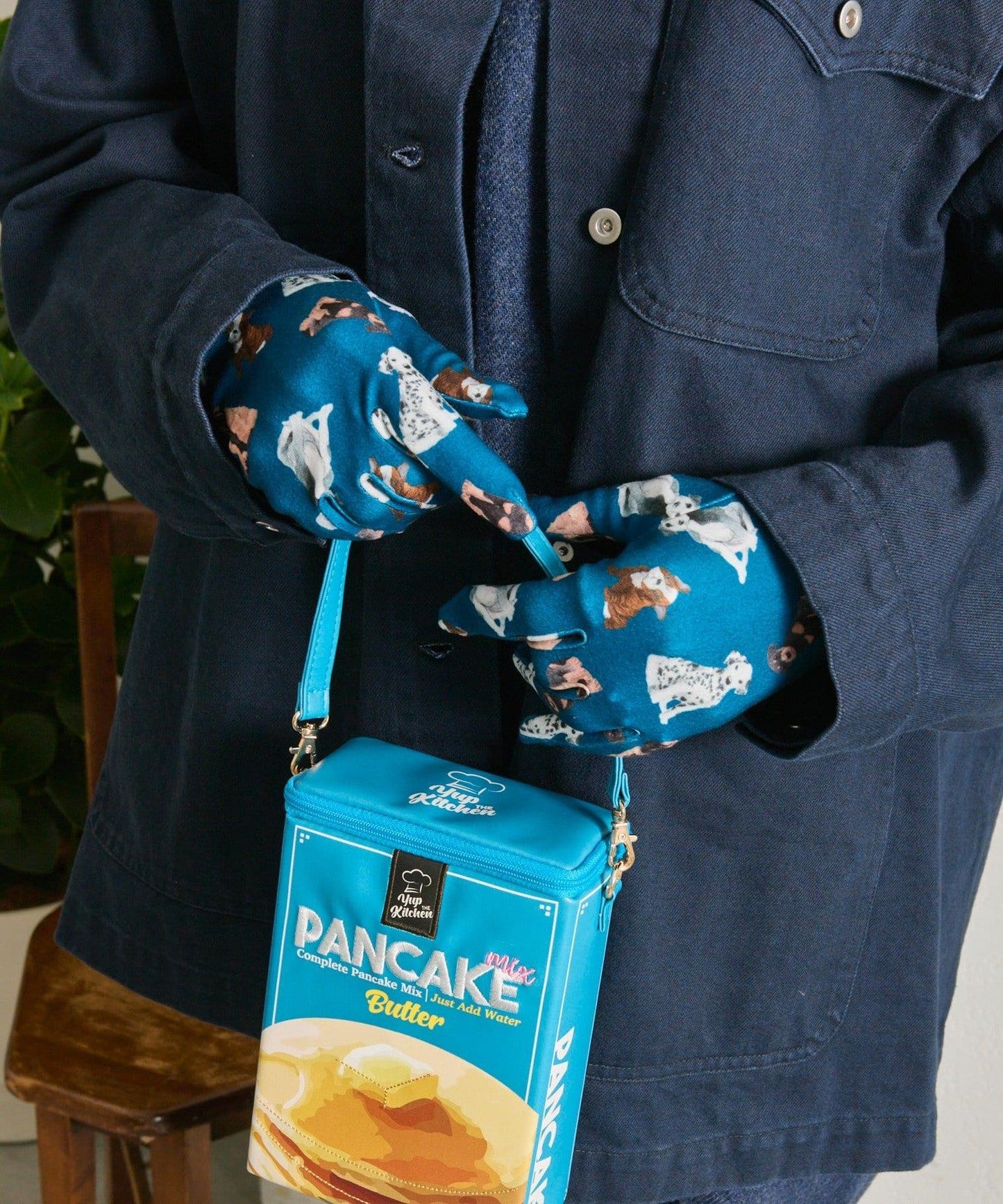 【CRISPINO VALENTINO】全印花手套