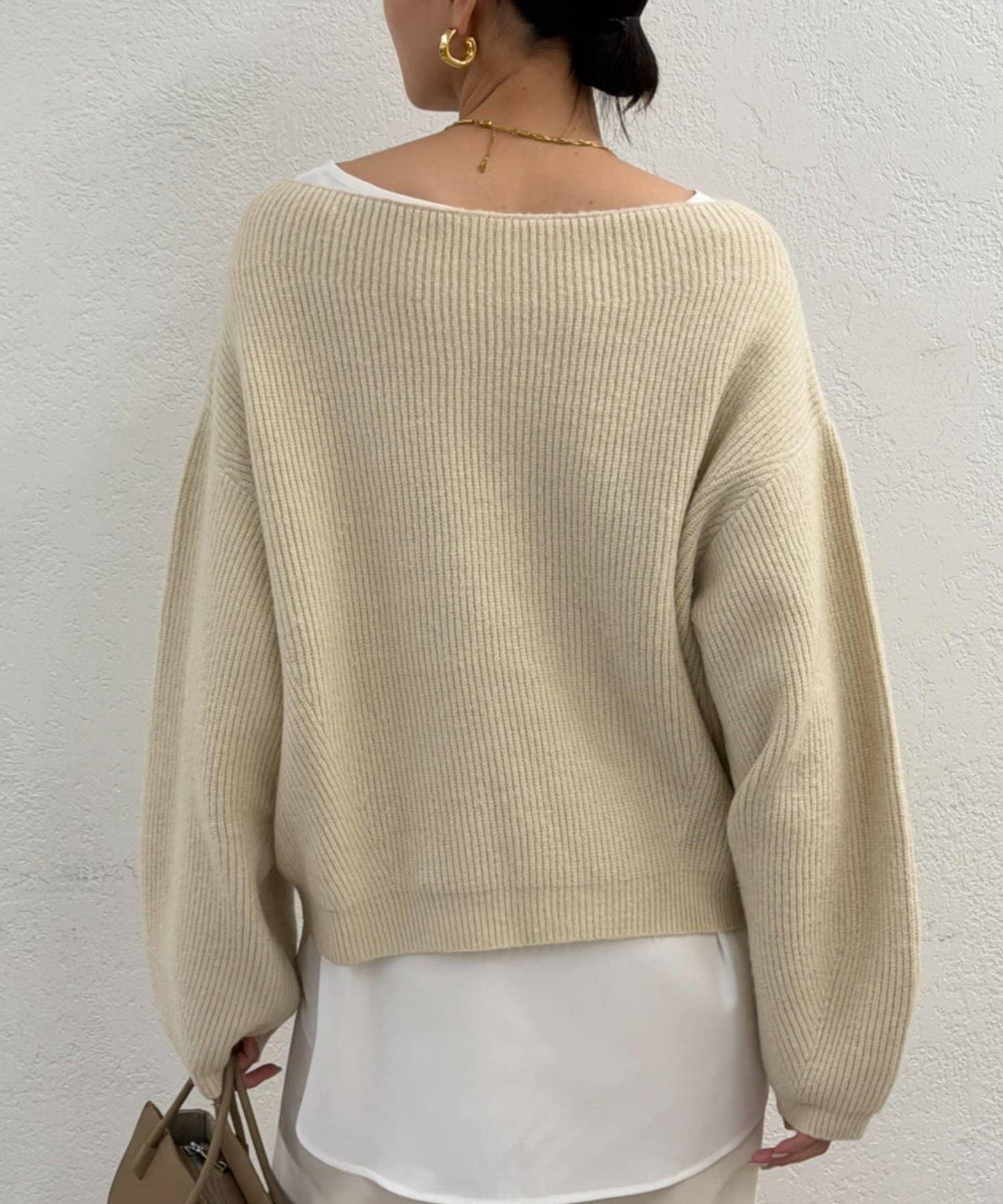 一字肩針織衫