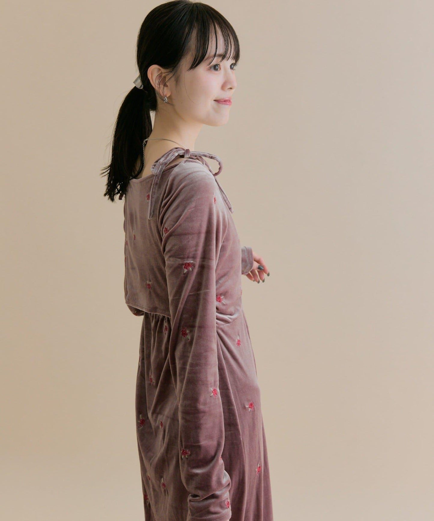 【森川企畫】花卉圖案天鵝絨連衣裙