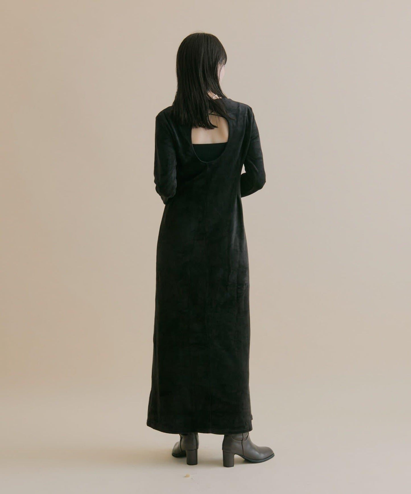 11/1（週六）12:00開始！【數量限定】【森川企畫】後背開口天鵝絨連衣裙