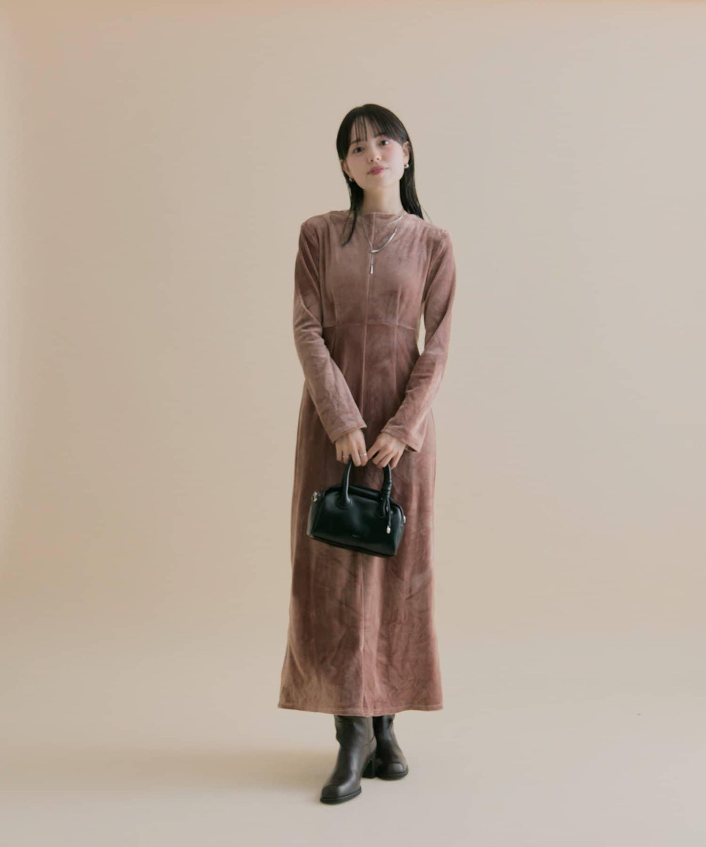 11/1（週六）12:00開始！【數量限定】【森川企畫】後背開口天鵝絨連衣裙