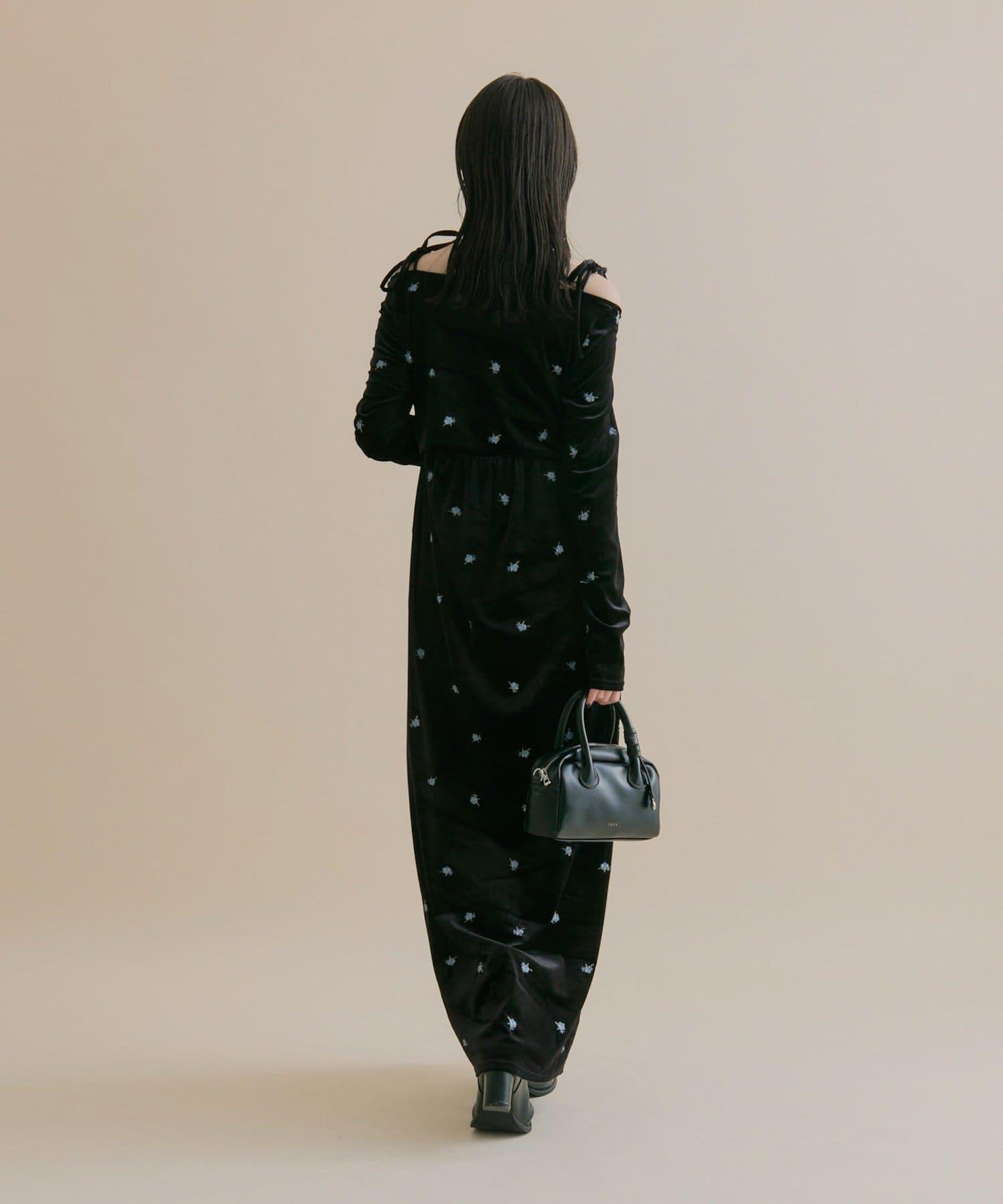 【森川企畫】花卉圖案天鵝絨連衣裙