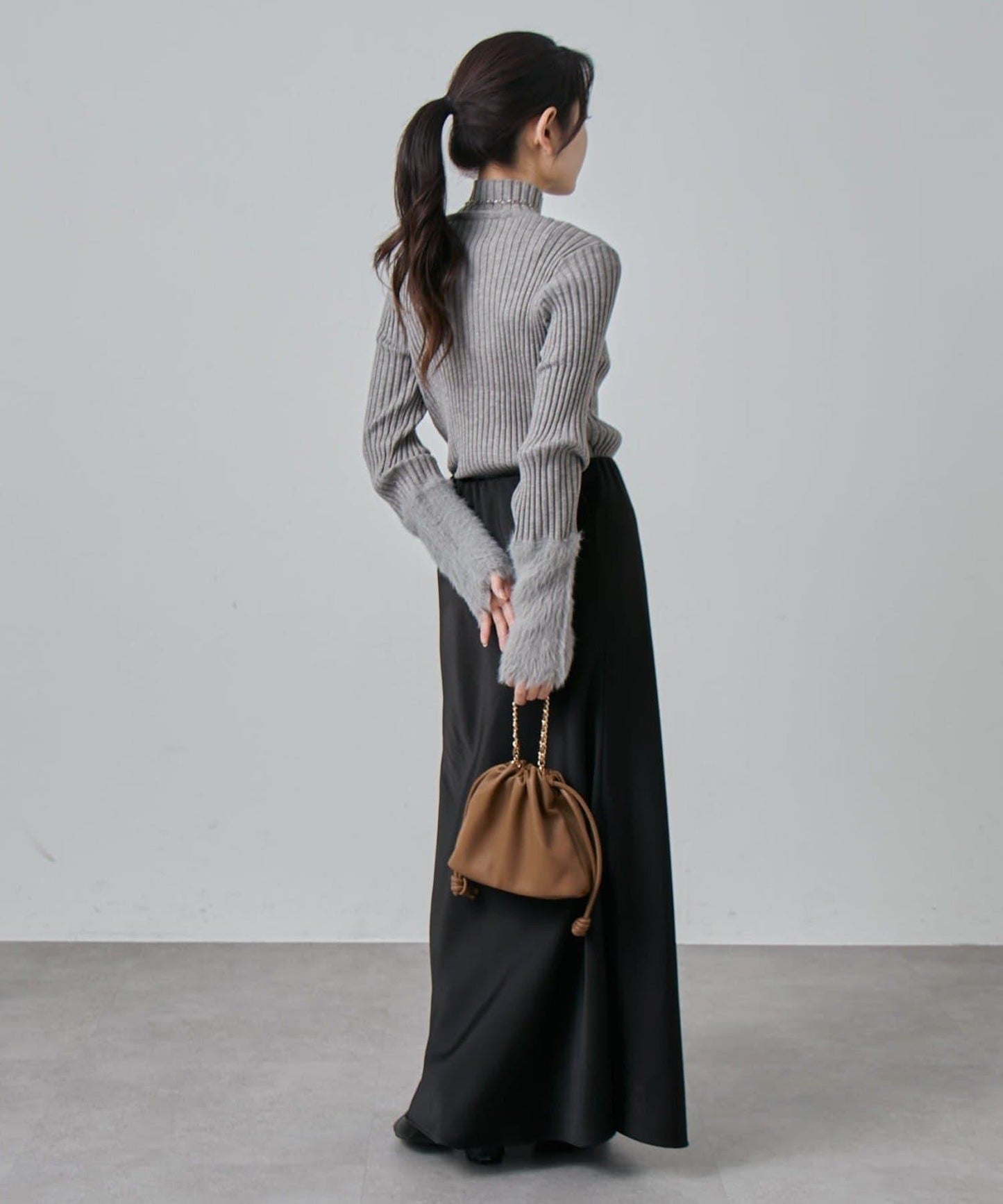 羽毛袖羅紋高領套頭衫