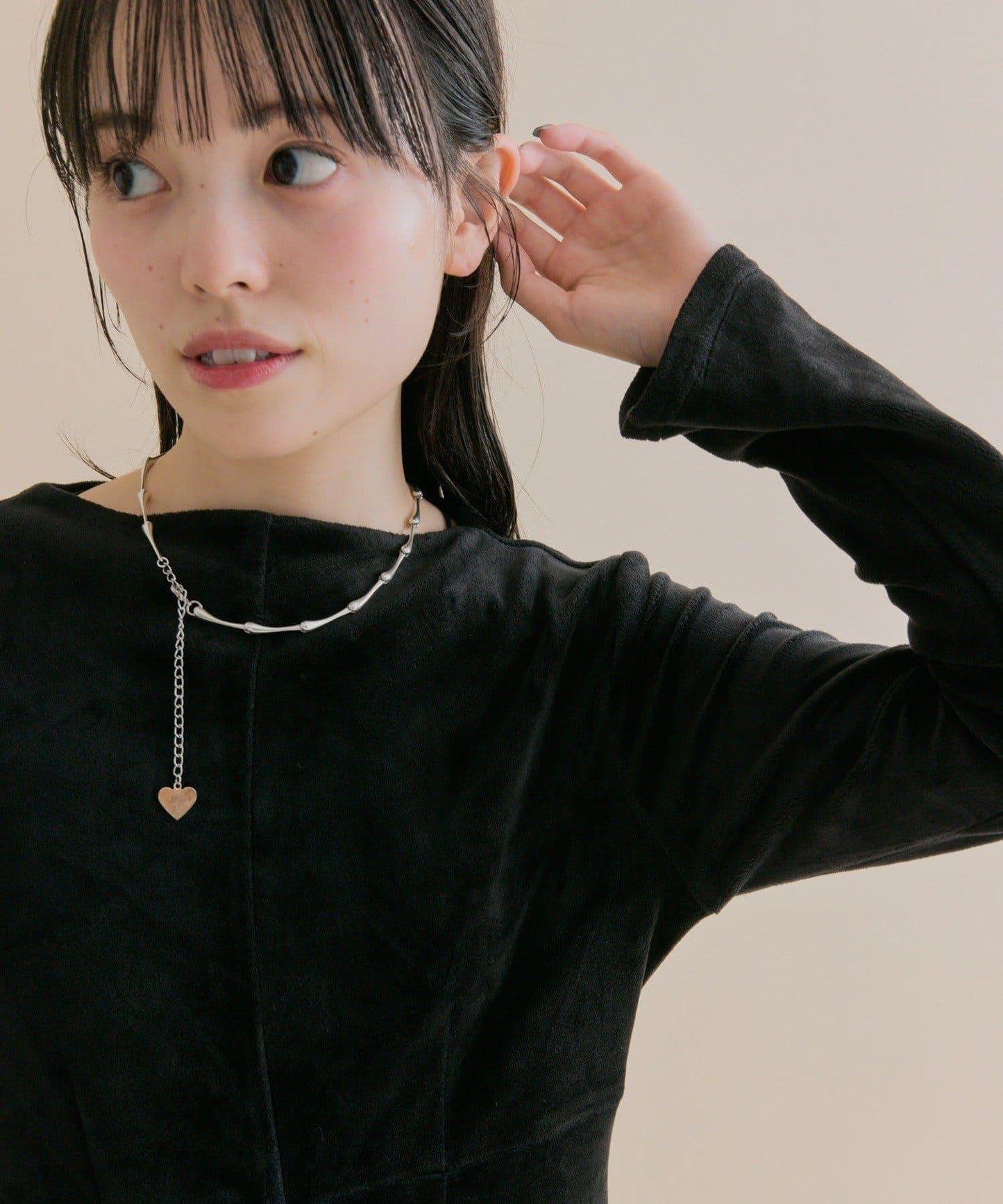 11/1（週六）12:00開始！【數量限定】【森川企畫】後背開口天鵝絨連衣裙