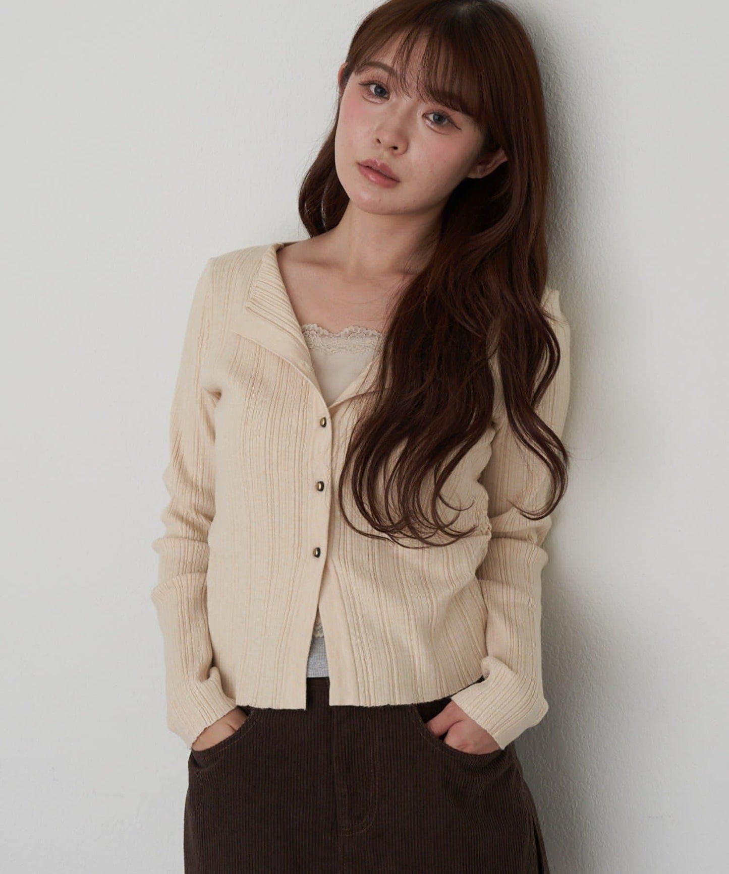 蕾絲拼接前開釦針織衫