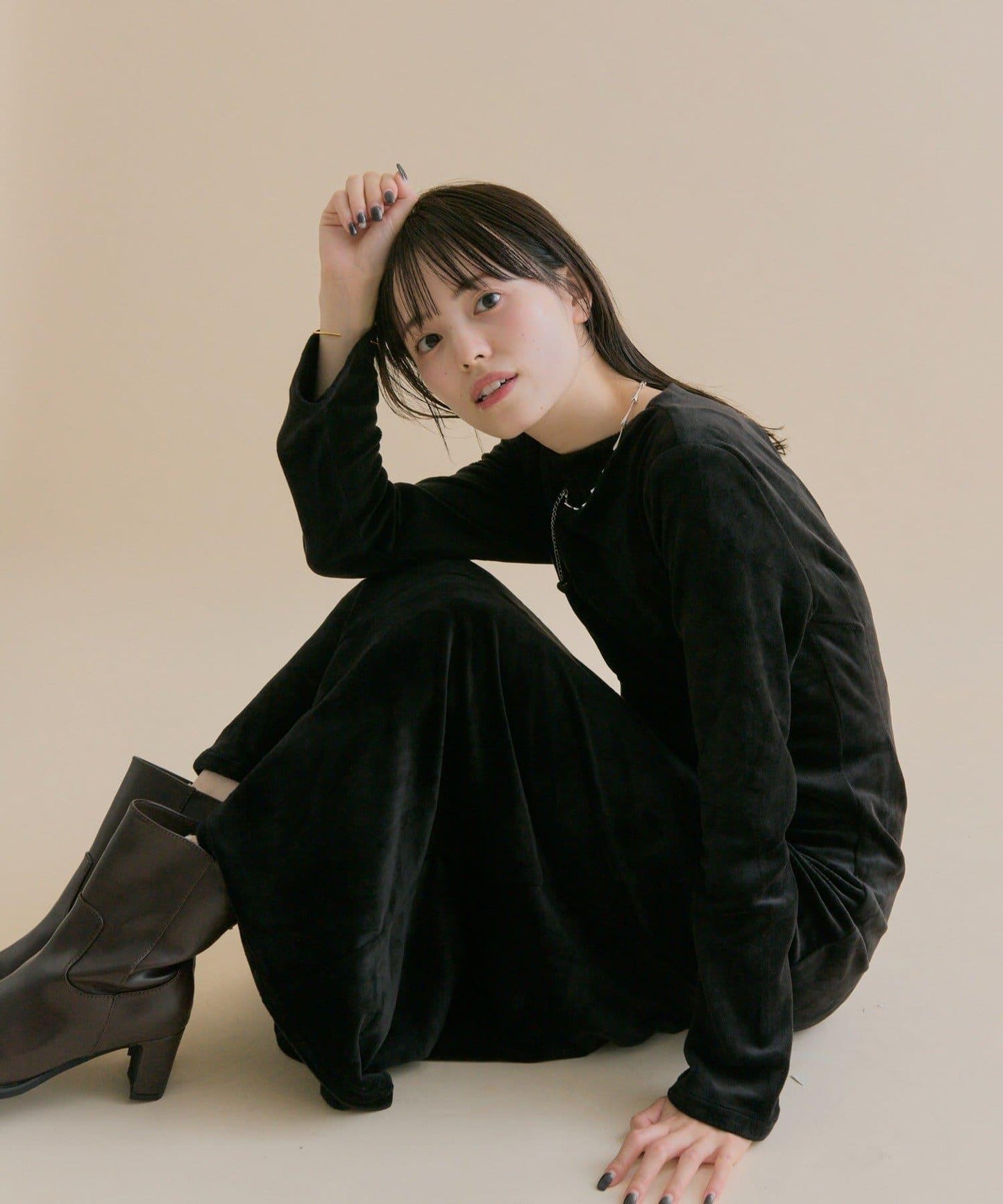 11/1（週六）12:00開始！【數量限定】【森川企畫】後背開口天鵝絨連衣裙