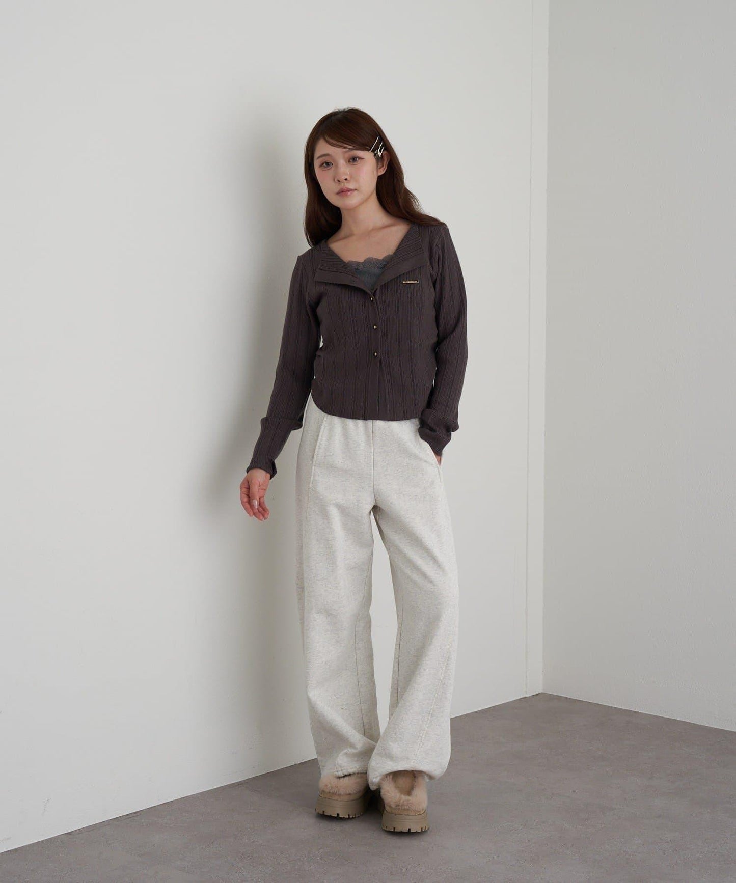 蕾絲拼接前開釦針織衫