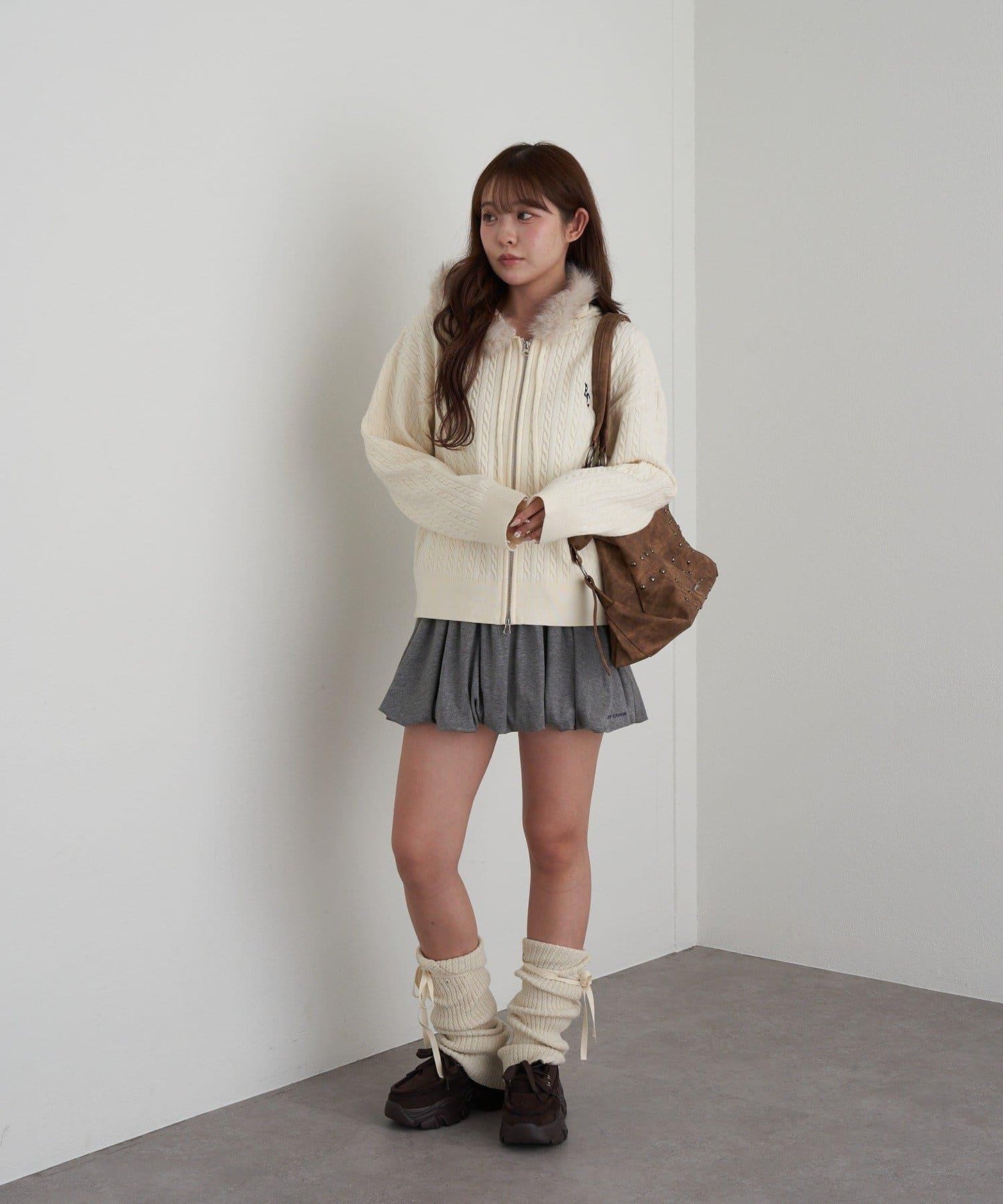 鉚釘裝飾托特包