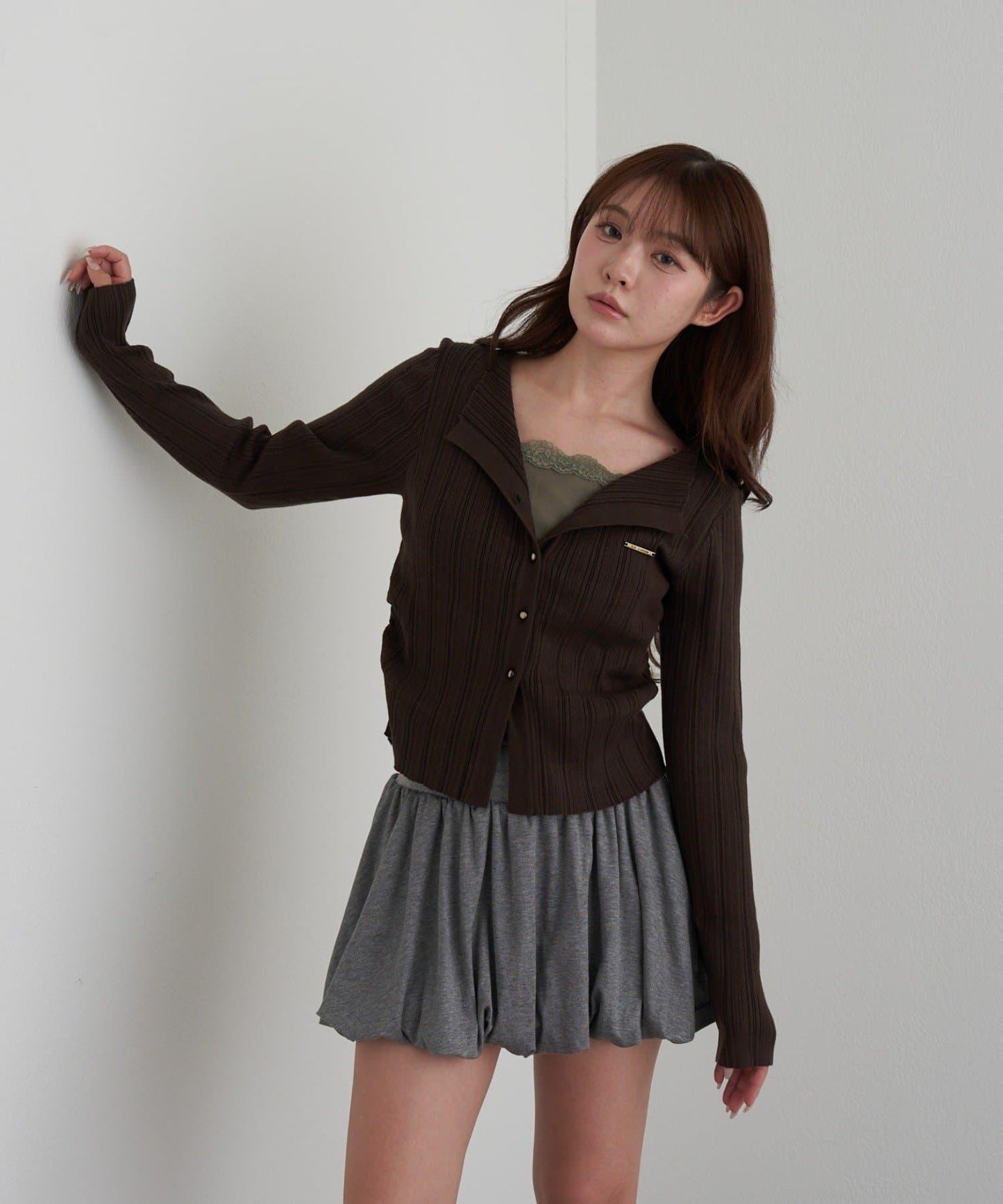 蕾絲拼接前開釦針織衫