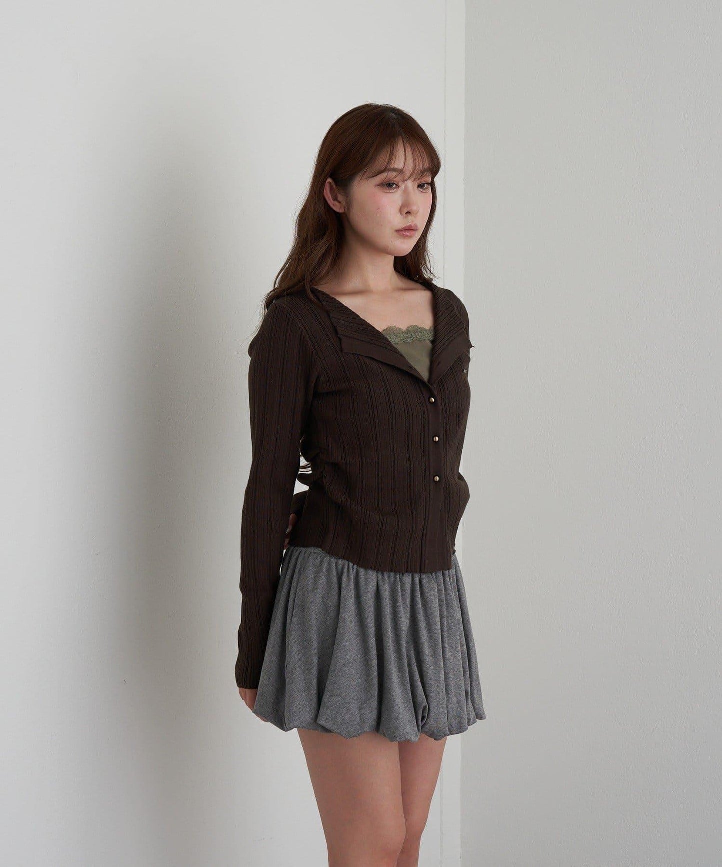 蕾絲拼接前開釦針織衫