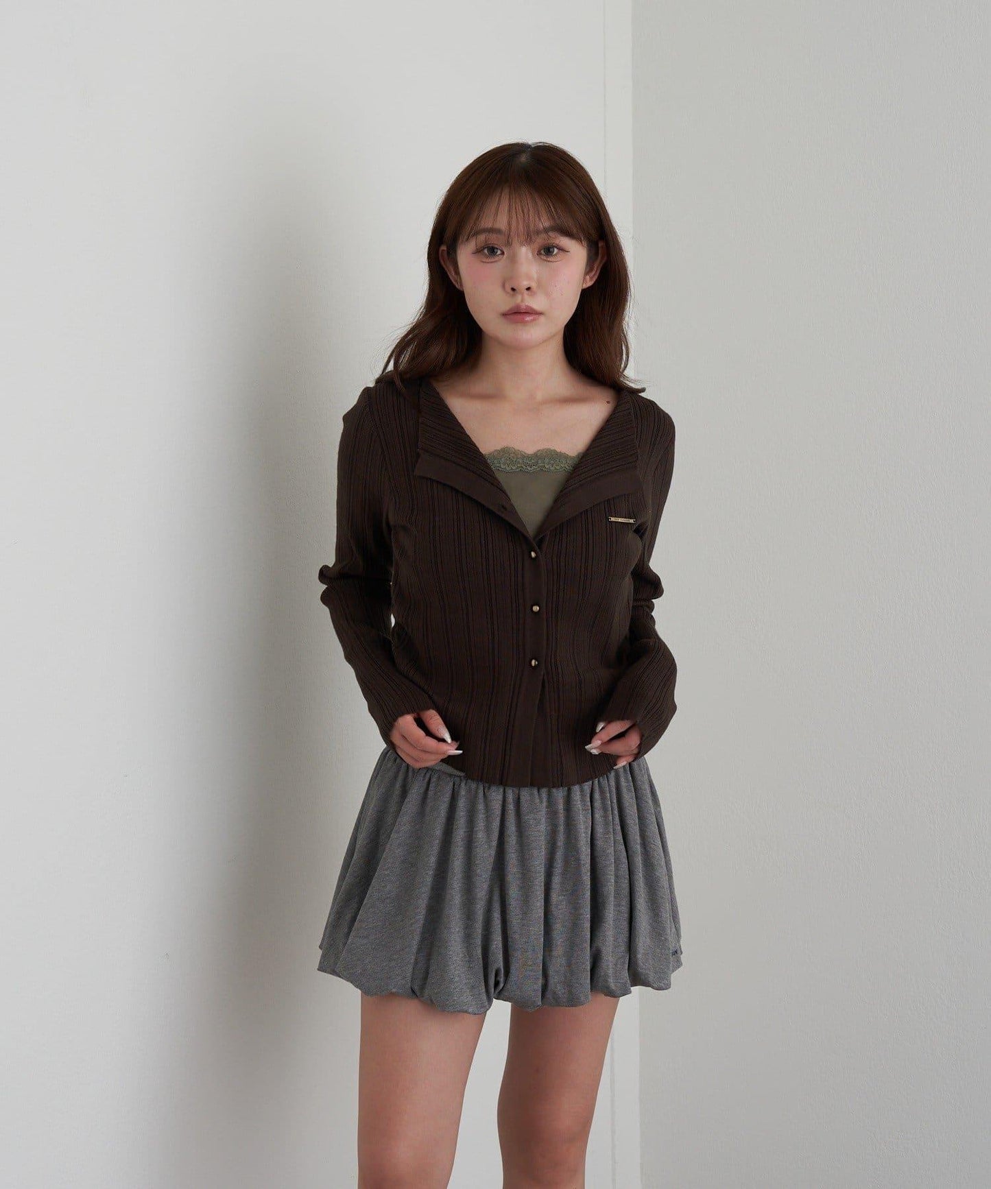 蕾絲拼接前開釦針織衫