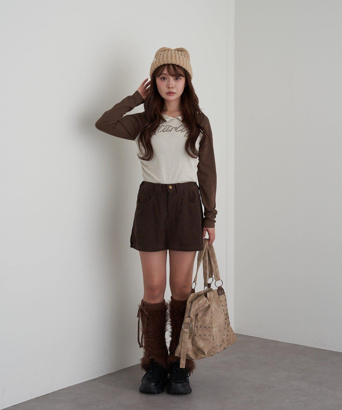 鉚釘裝飾托特包