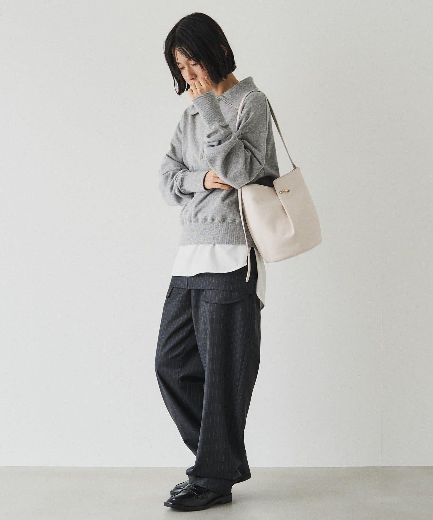 附絲巾皮革兩用單肩包