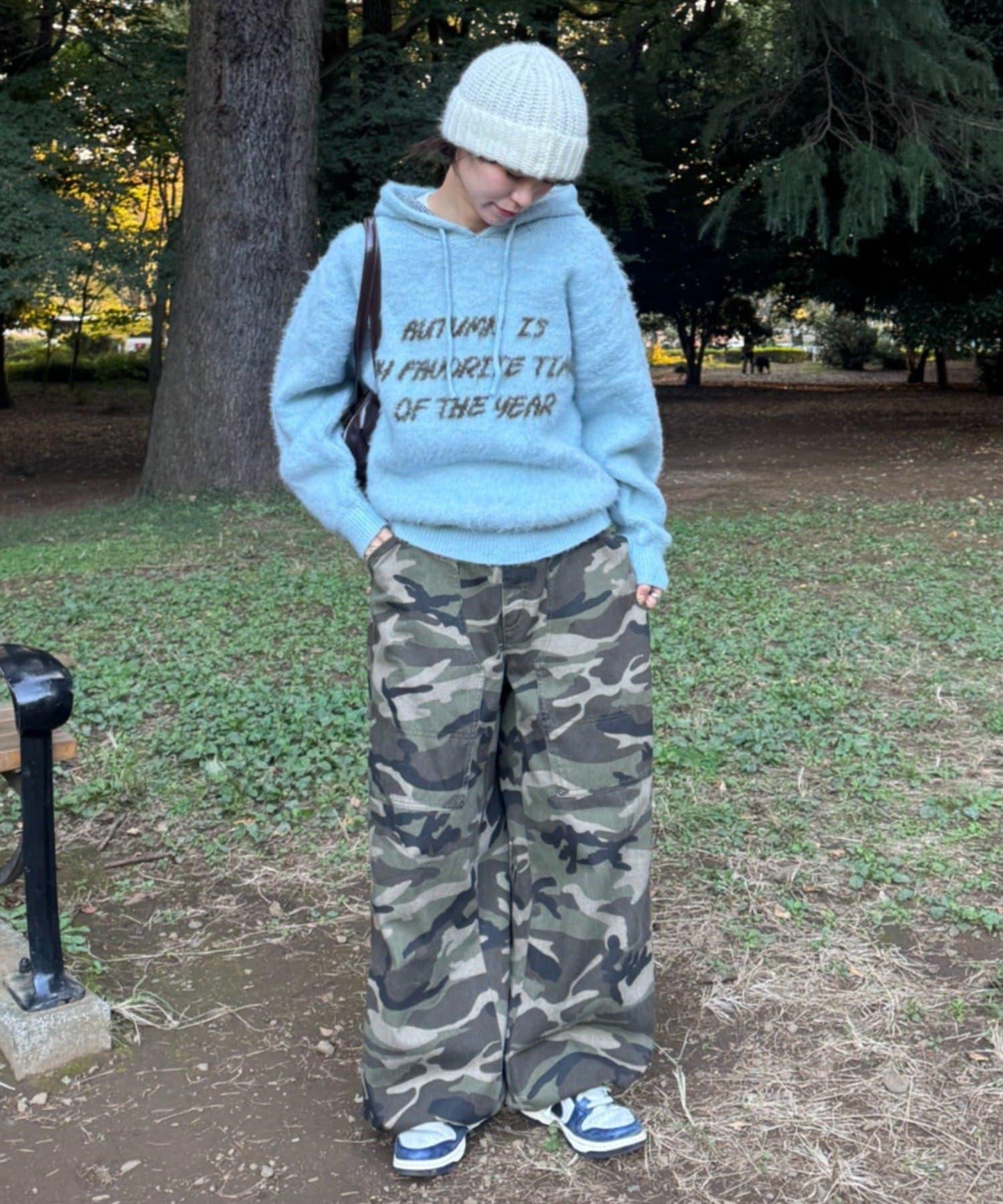 仿馬海毛質感字母針織連帽衫