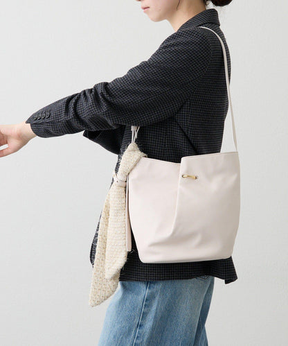 附絲巾皮革兩用單肩包