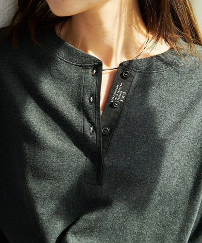 順滑磨毛雙面穿亨利領T恤