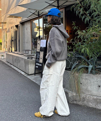 仿馬海毛質感字母針織連帽衫