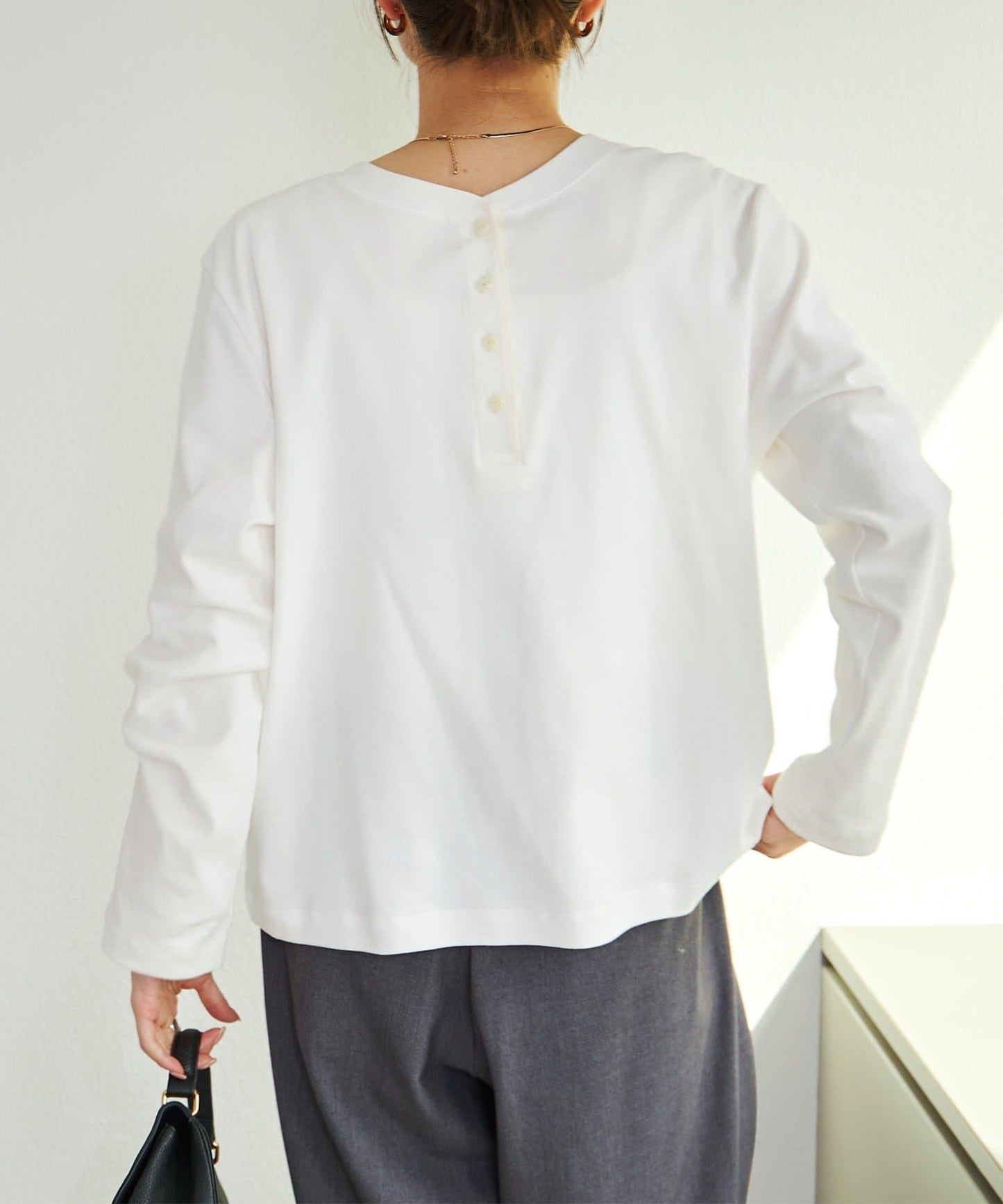 順滑磨毛雙面穿亨利領T恤