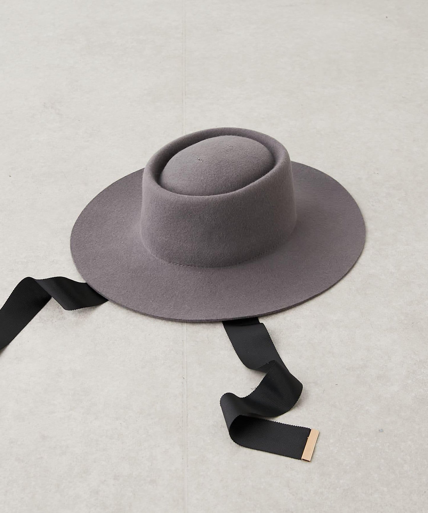 【ear PAPILLONNER】帶蝴蝶結毛氈帽【SUM1STYLE】