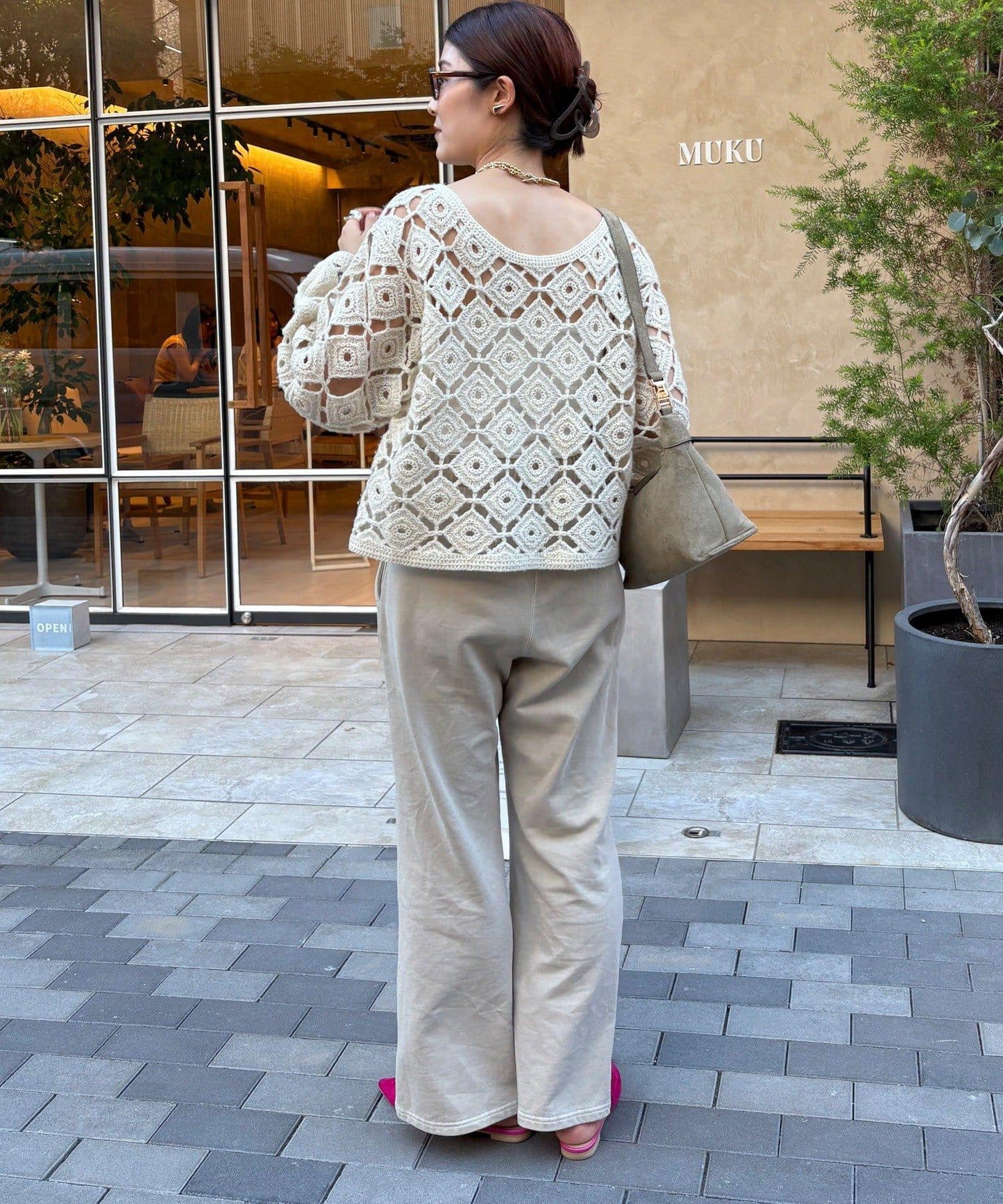 【DouDou】鉤針刺繡套頭衫