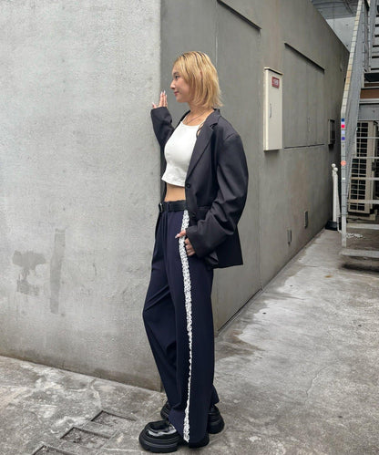 【WHO'S WHO gallery】側邊蕾絲拼接長褲