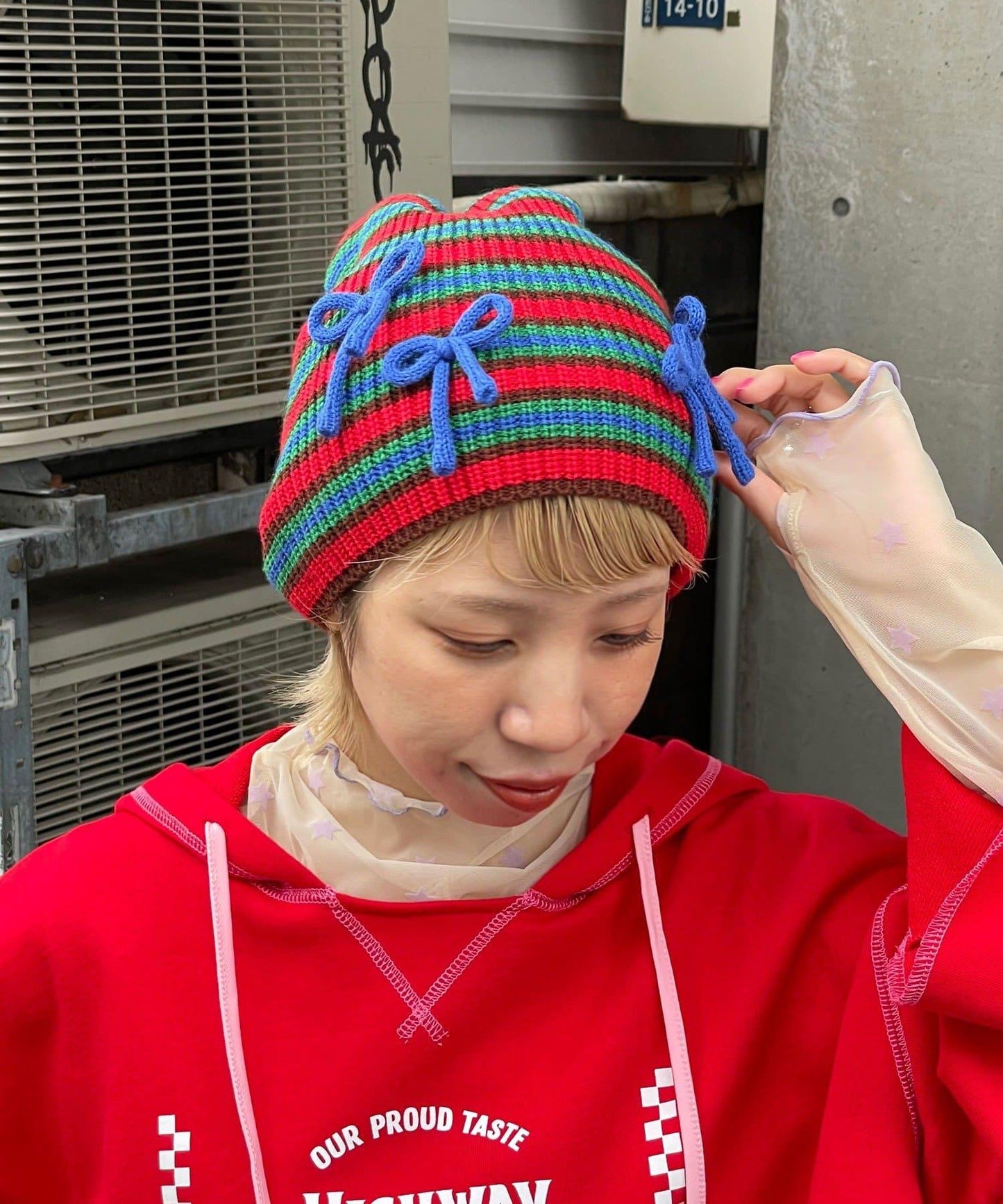 【HELLO.SANFRANCISCO/ハローサンフランシスコ】帶蝴蝶結多色條紋針織帽