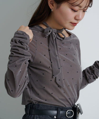 波點天鵝絨蝴蝶結領套頭衫