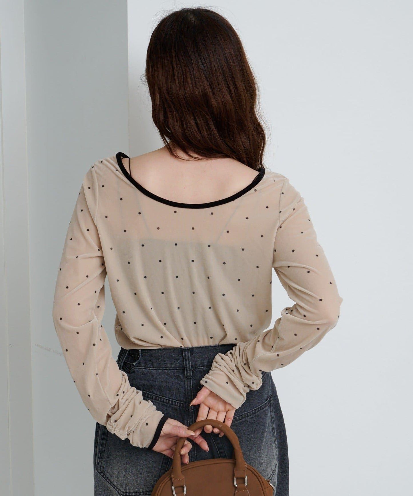 波點天鵝絨蝴蝶結套頭衫