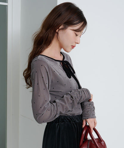 波點天鵝絨蝴蝶結套頭衫