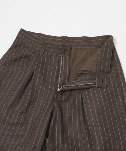 羊毛混紡弧形口袋直筒褲