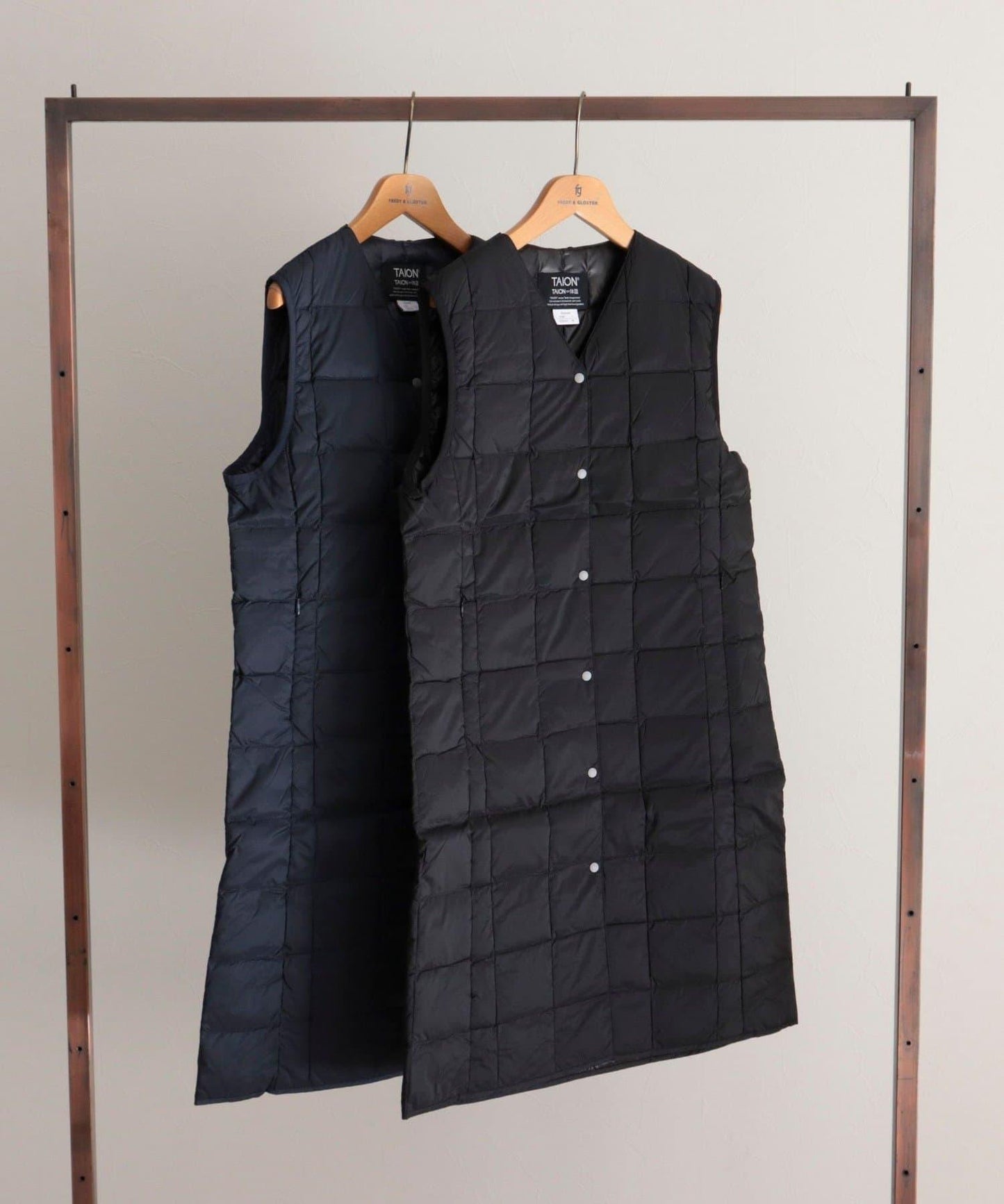 【TAION】V領長款羽絨馬甲