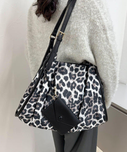 防潑水帶扣尼龍單肩包