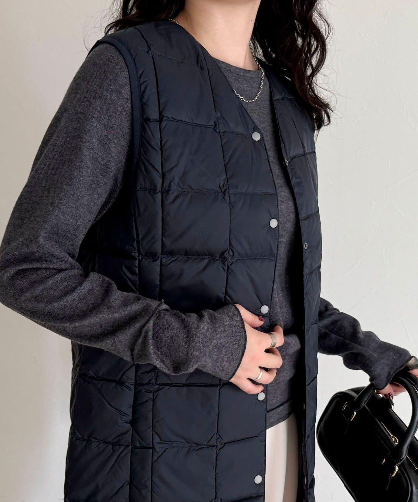 【TAION】V領長款羽絨馬甲