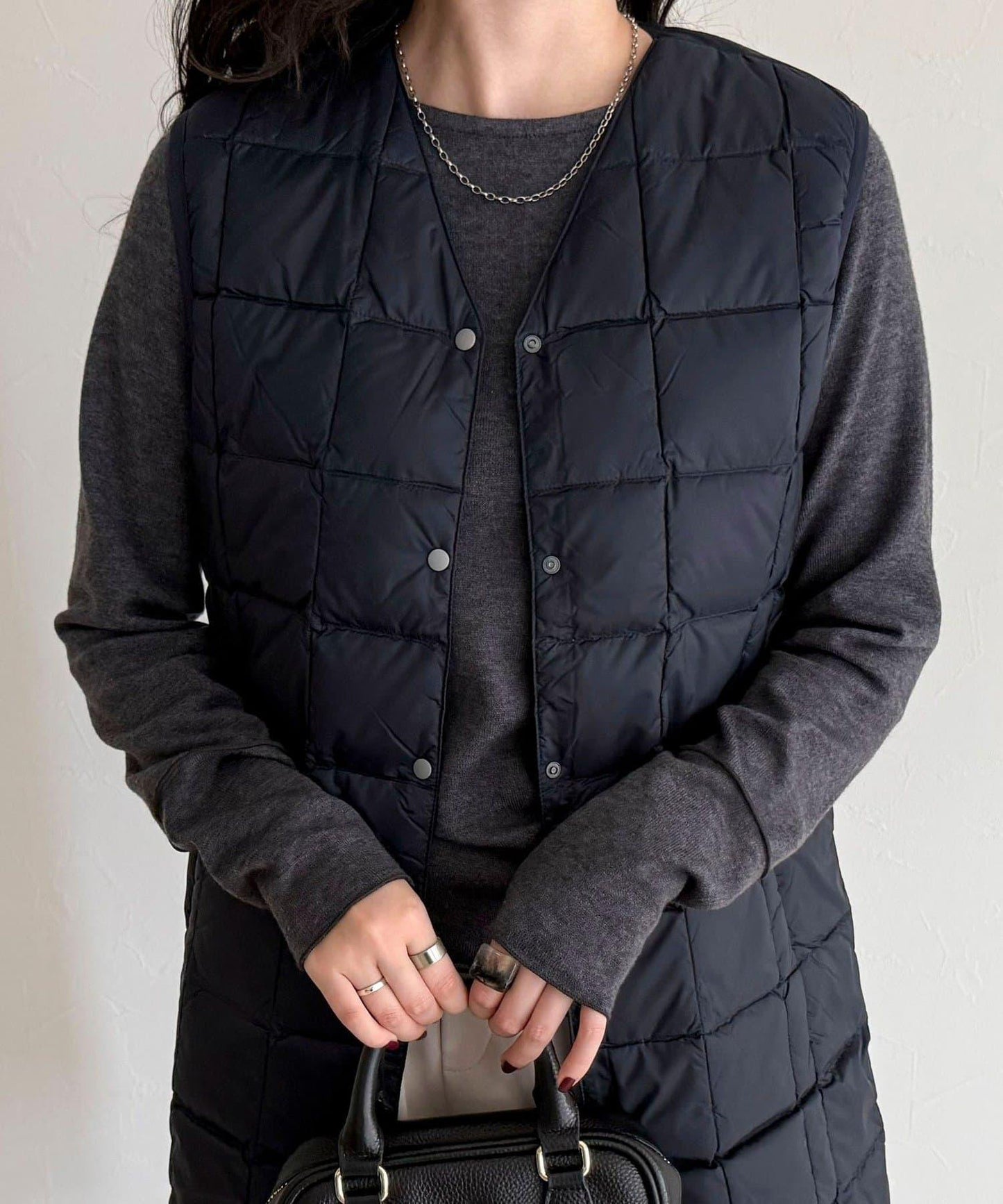 【TAION】V領長款羽絨馬甲