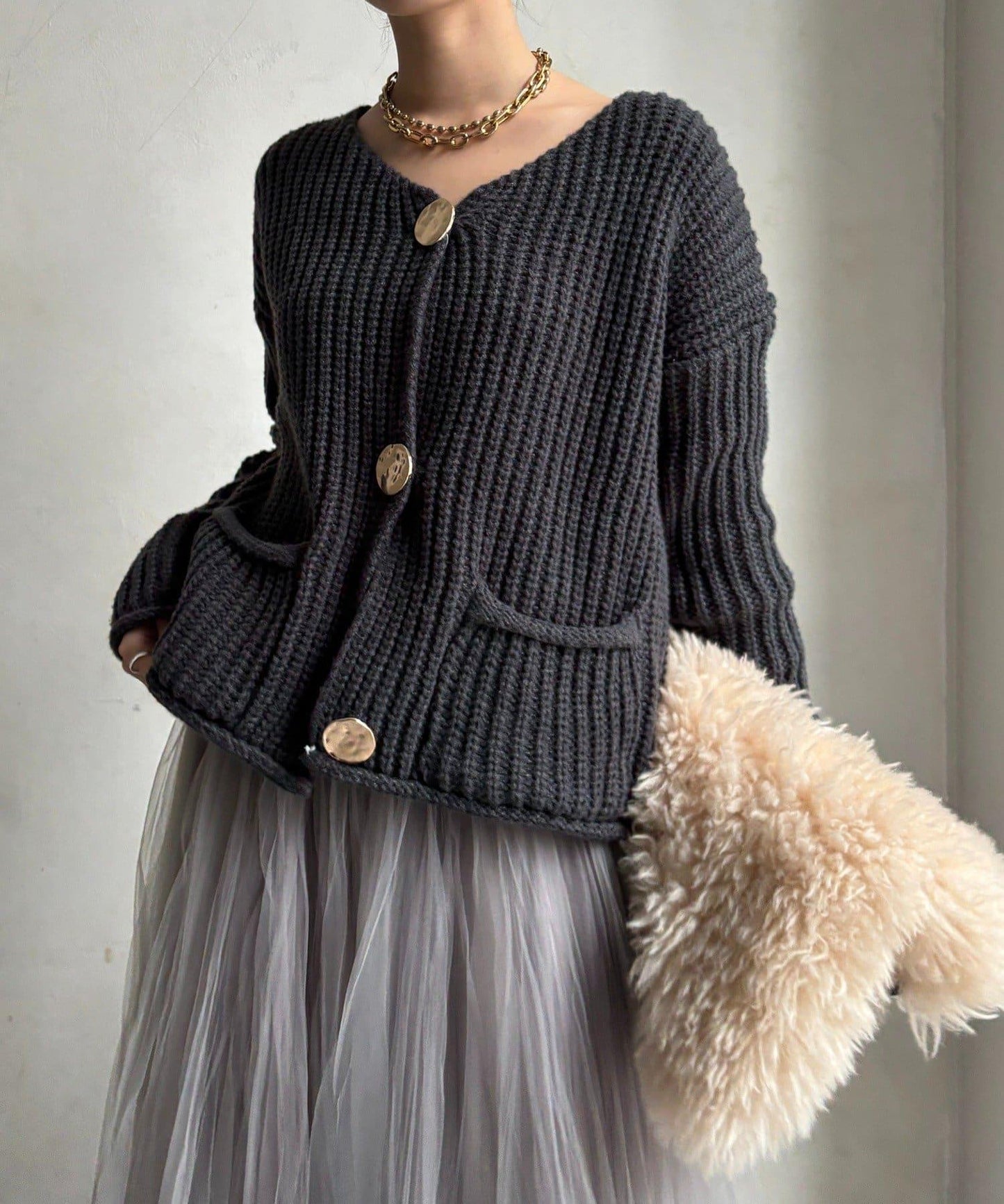 金屬大紐扣粗針織開衫