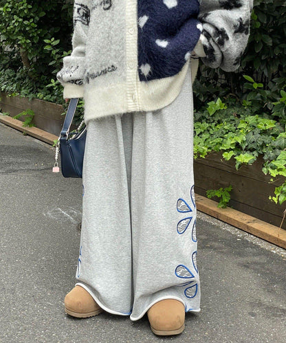 【HELLO.SANFRANCISCO/ハローサンフランシスコ】花卉剪裁寬鬆衛褲