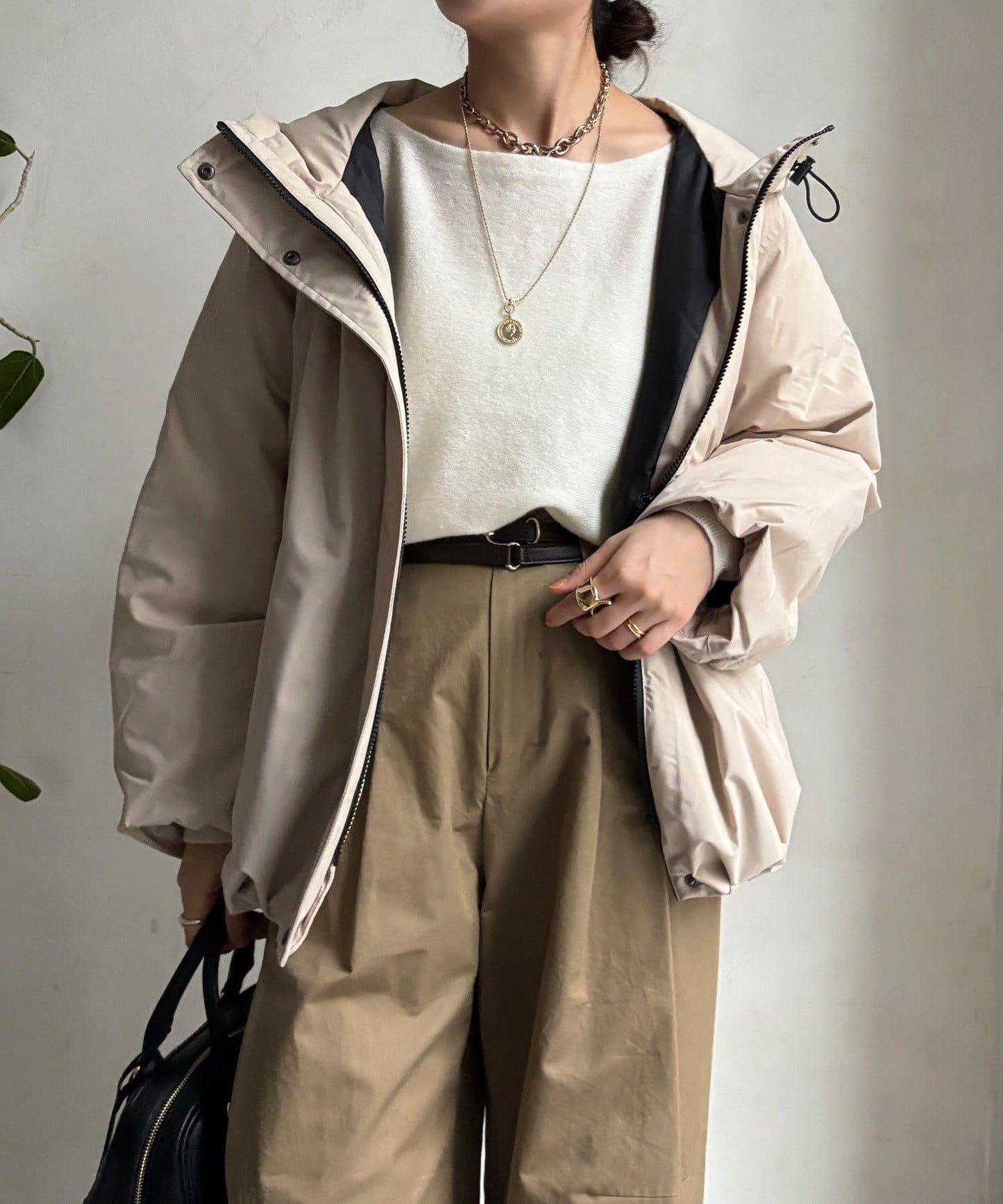 薄膜塔夫綢連帽羽絨服