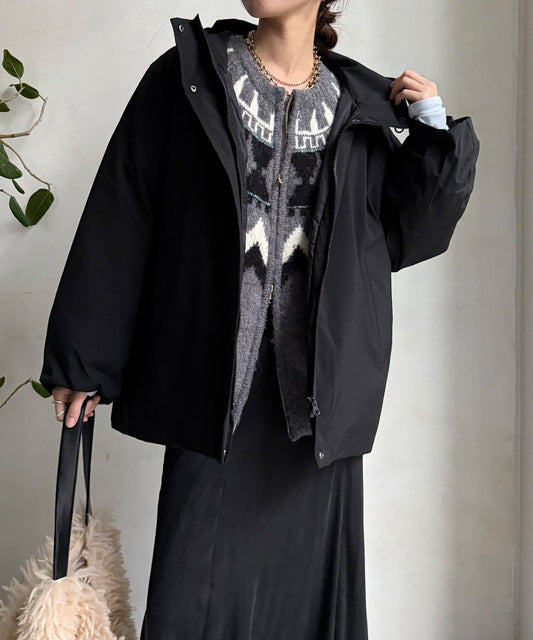 薄膜塔夫綢連帽羽絨服