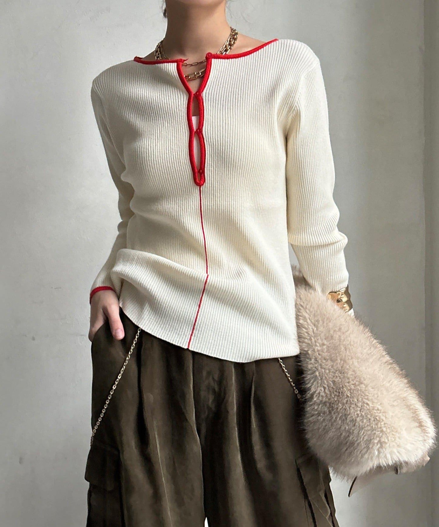 前後兩穿拼色羅紋針織衫