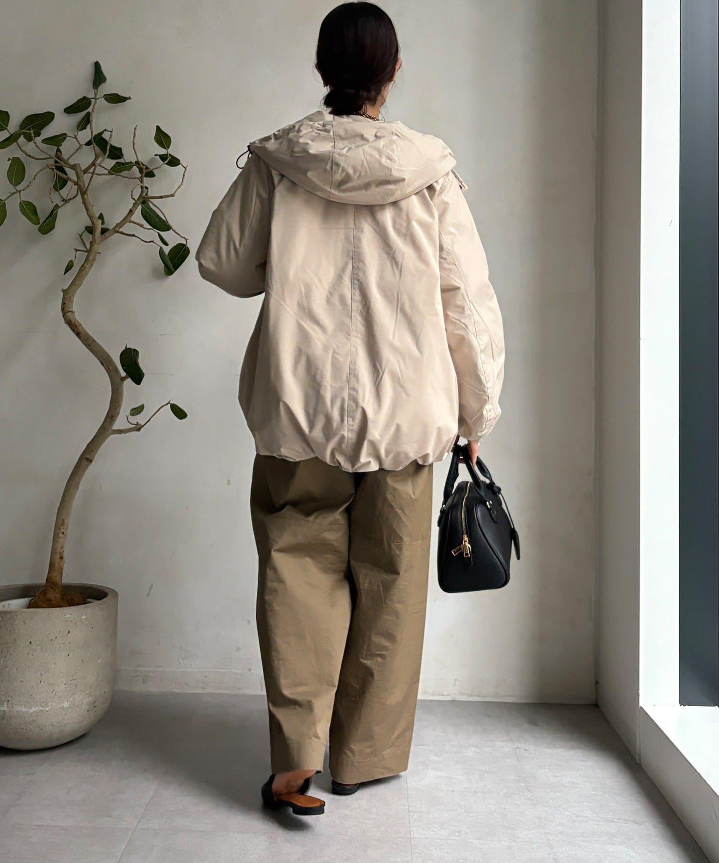 薄膜塔夫綢連帽羽絨服