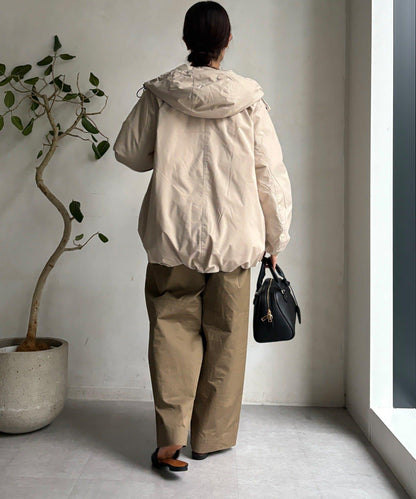 薄膜塔夫綢連帽羽絨服