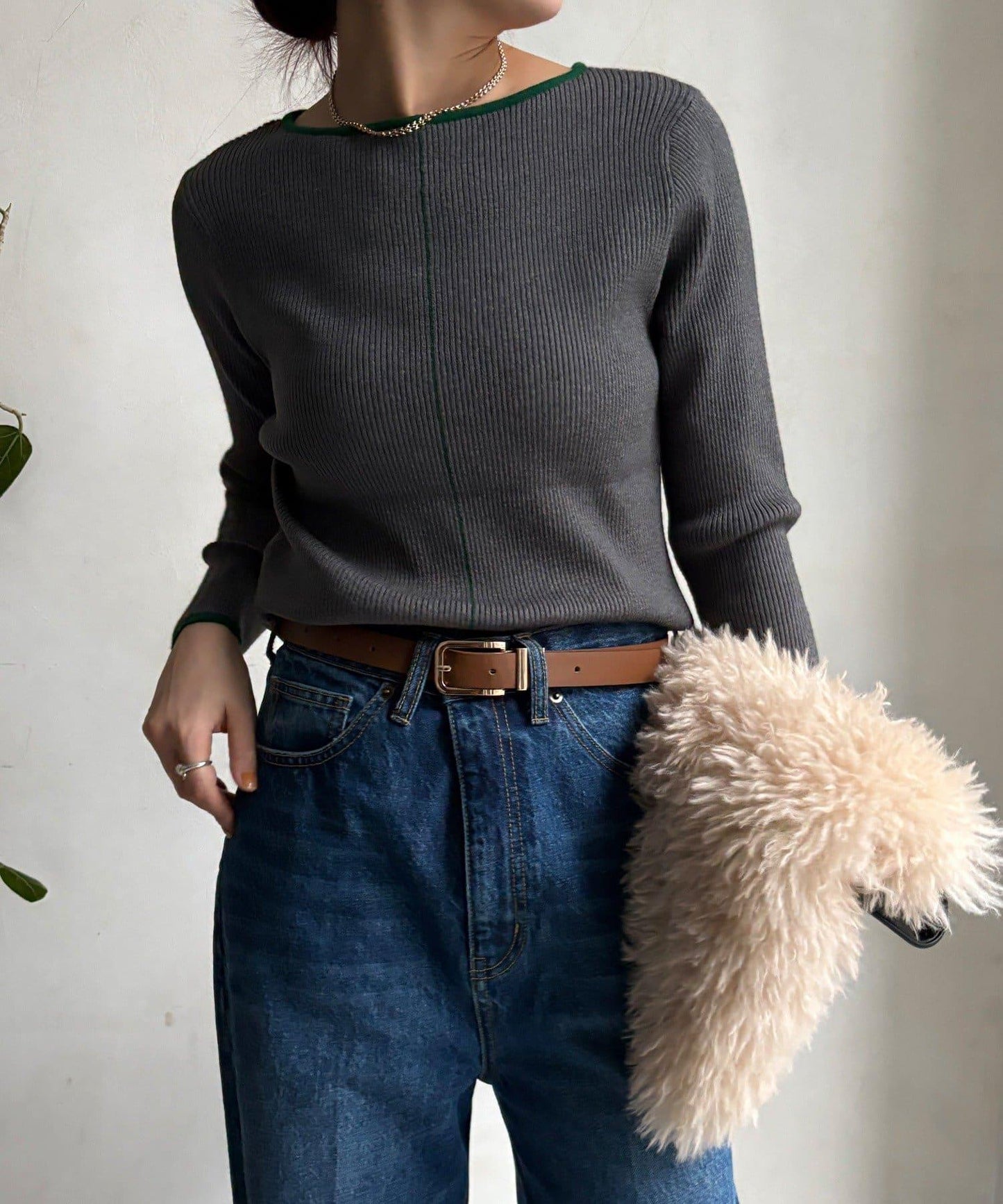 前後兩穿拼色羅紋針織衫