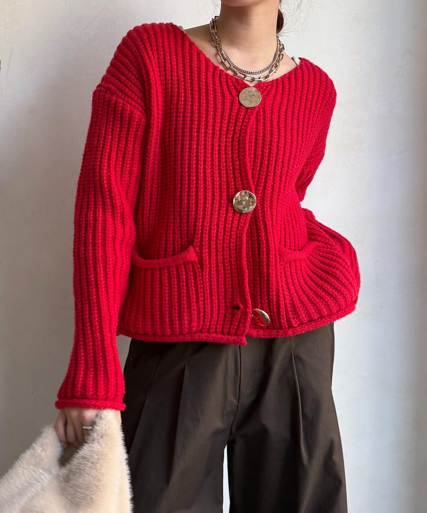 金屬大紐扣粗針織開衫