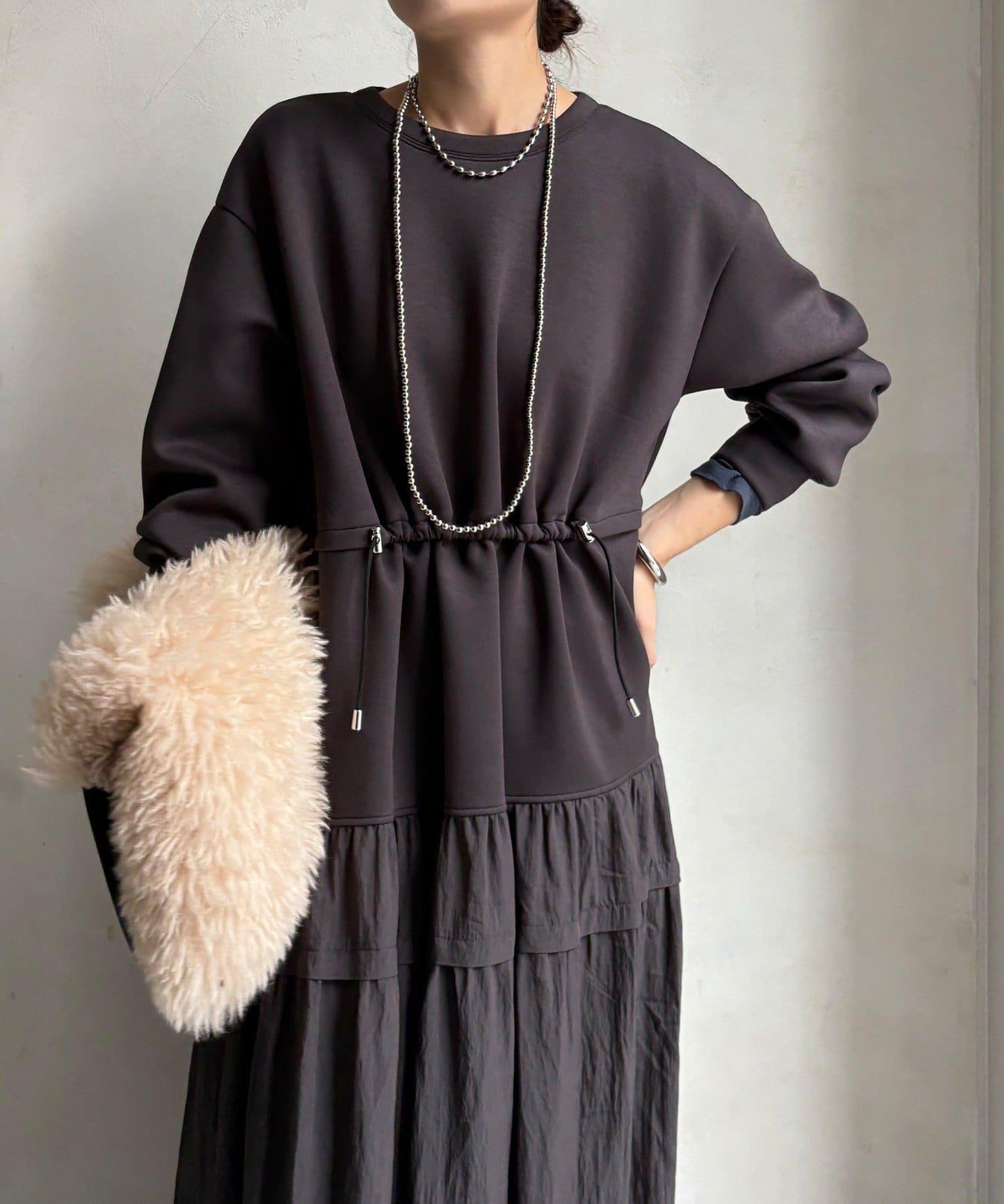 腰部抽繩拼接連衣裙