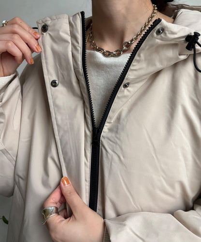 薄膜塔夫綢連帽羽絨服