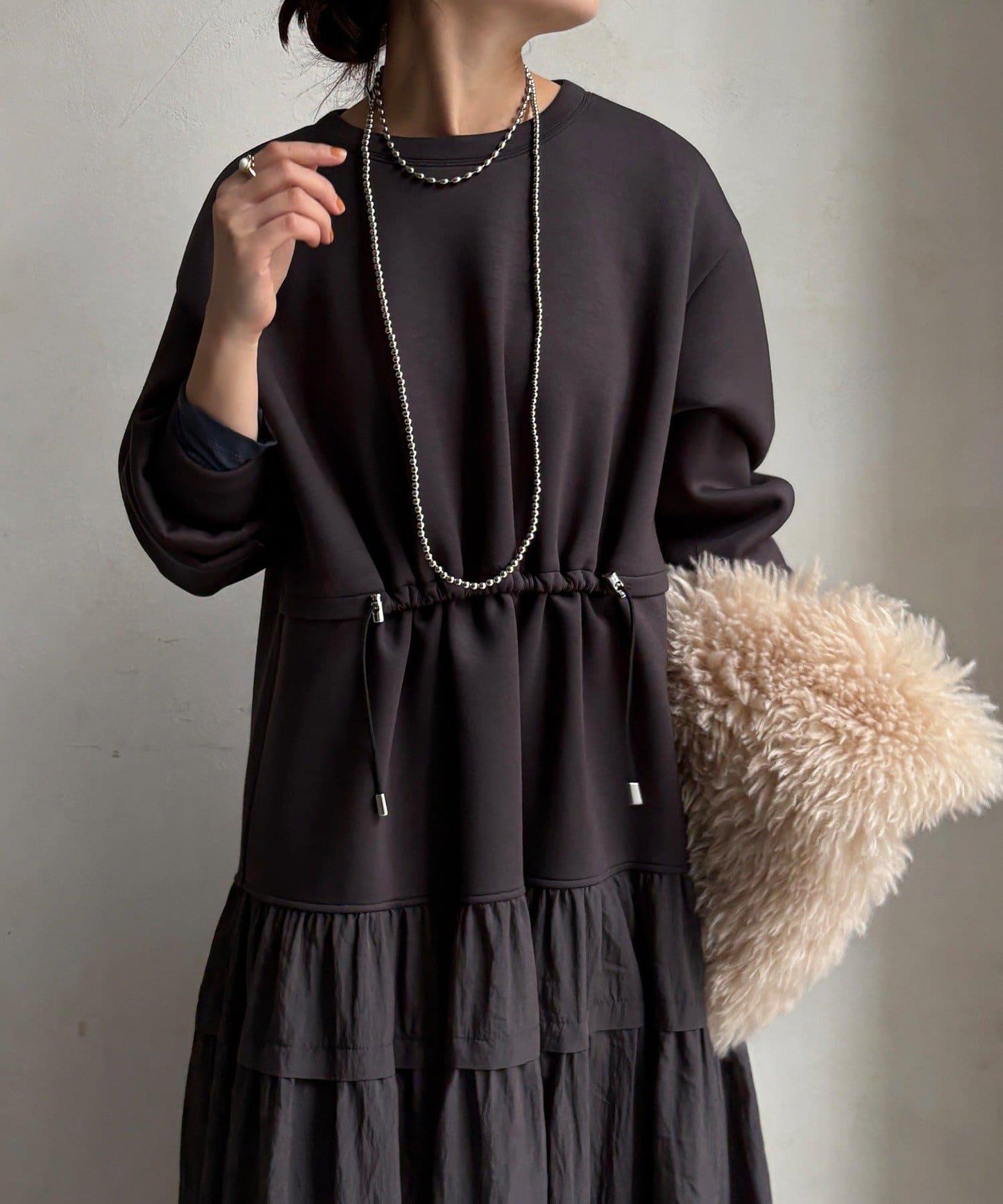 腰部抽繩拼接連衣裙