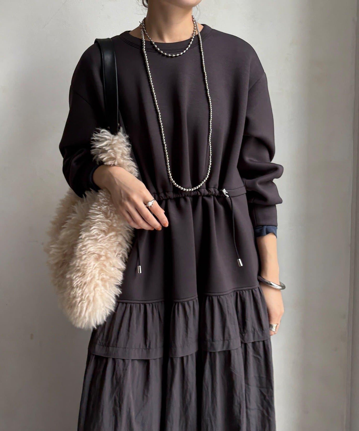 腰部抽繩拼接連衣裙