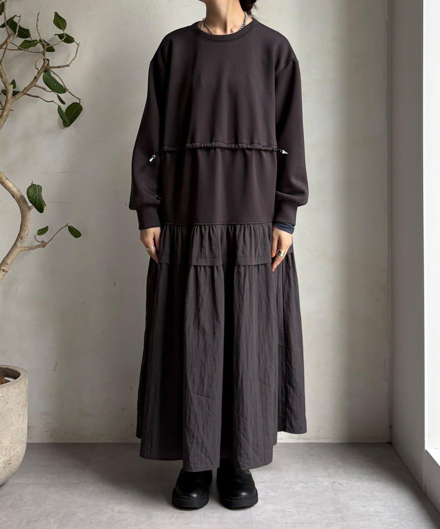 腰部抽繩拼接連衣裙