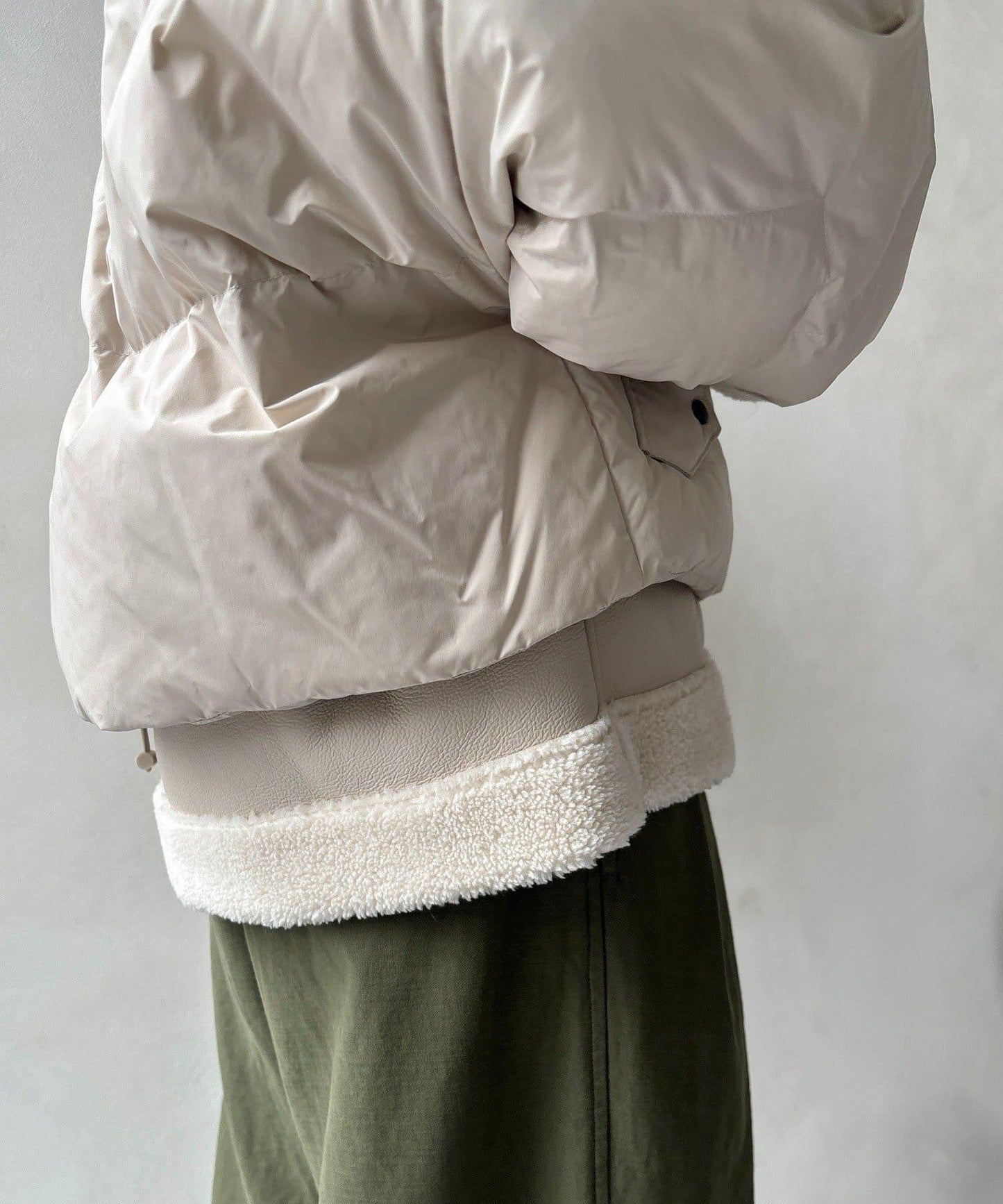 仿麂皮拼接羽絨服